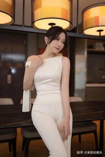 艾丽·范宁